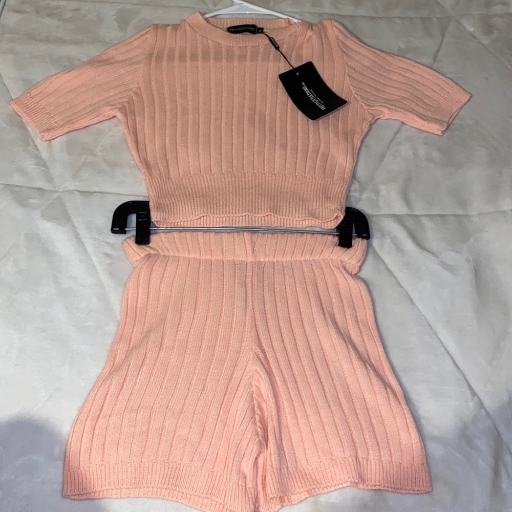 Cozy 2 piece set by Pretty Little thing.